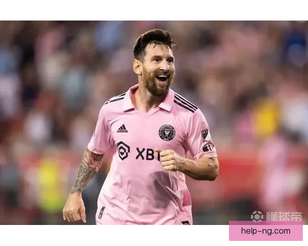 梅西重返巴萨？俱乐部高层透露未来可能性引发球迷热议