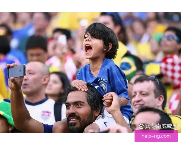 澳网激战再掀高潮新星老将同场争锋引全球球迷热议关注赛场风云变幻