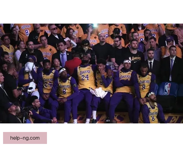 詹姆斯领衔湖人强势反弹西部格局再生变数季后赛席位争夺白热化