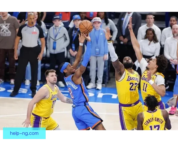 NBA焦点战持续升温球星爆发季后赛席位争夺进入白热化阶段