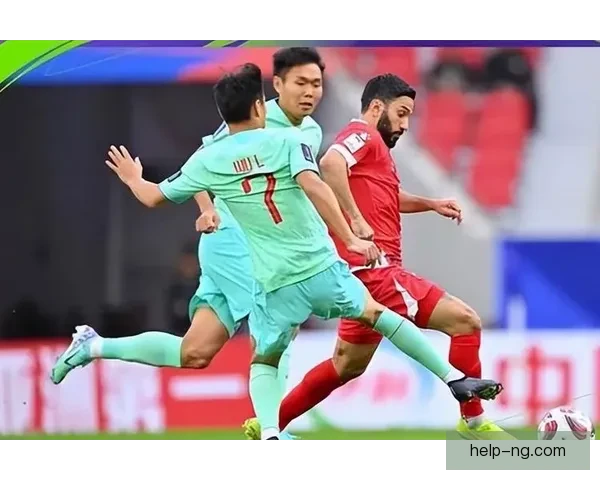 中国足球队备战亚洲杯全力冲击四强目标球员表现引关注