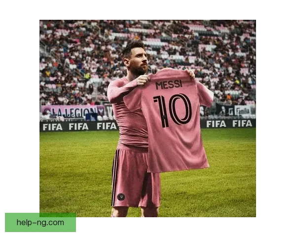 梅西加盟迈阿密国际首秀惊艳 球迷热议他的表现与未来走势