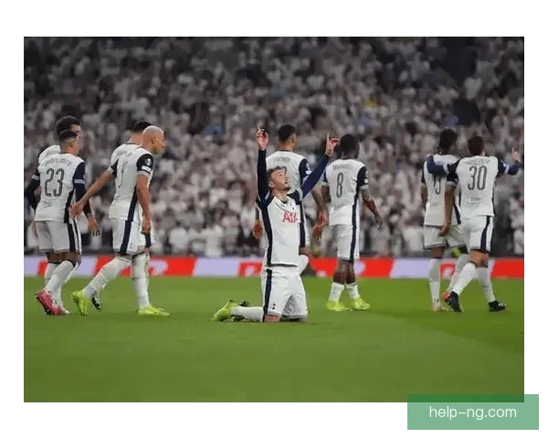 欧冠赛场风云再起豪门争锋激战瞬间解析